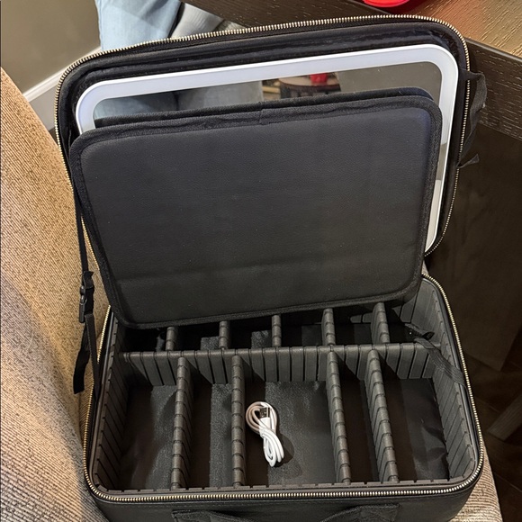 Black Vegan Leather Make up Caddy with rechargeable mirror. - Picture 4 of 5